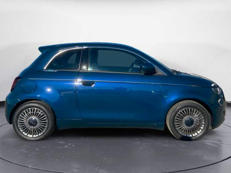 FIAT 500e 42 kWh La Prima