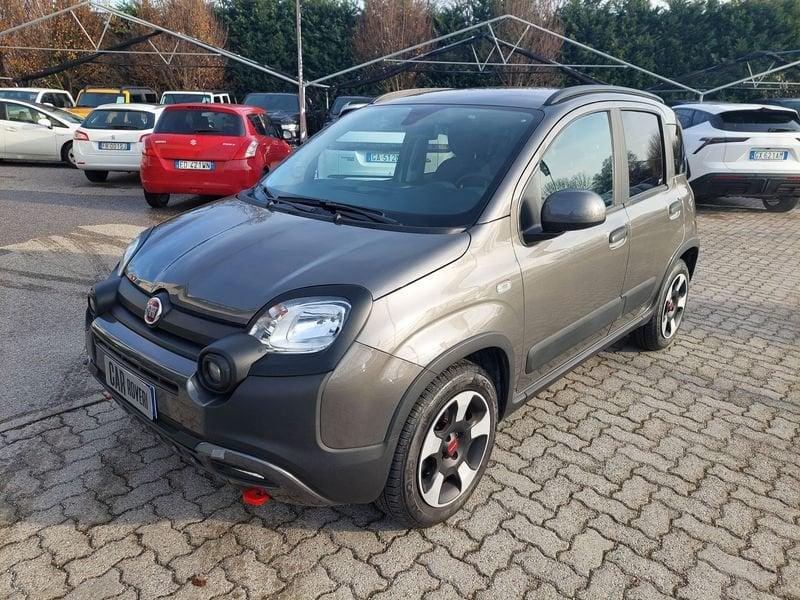 FIAT Panda 1.0 FireFly S&S Hybrid City Cross