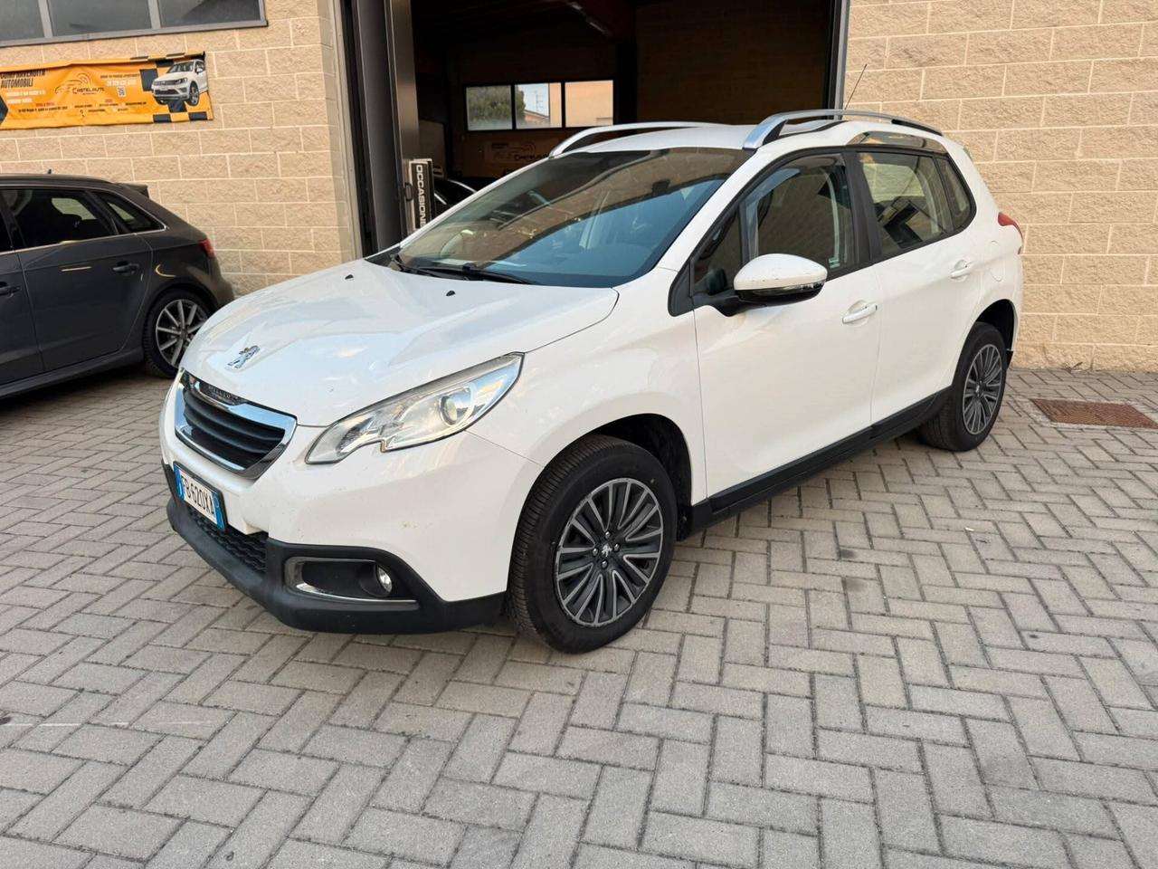 Peugeot 2008 BlueHDi 120 S&S Allure