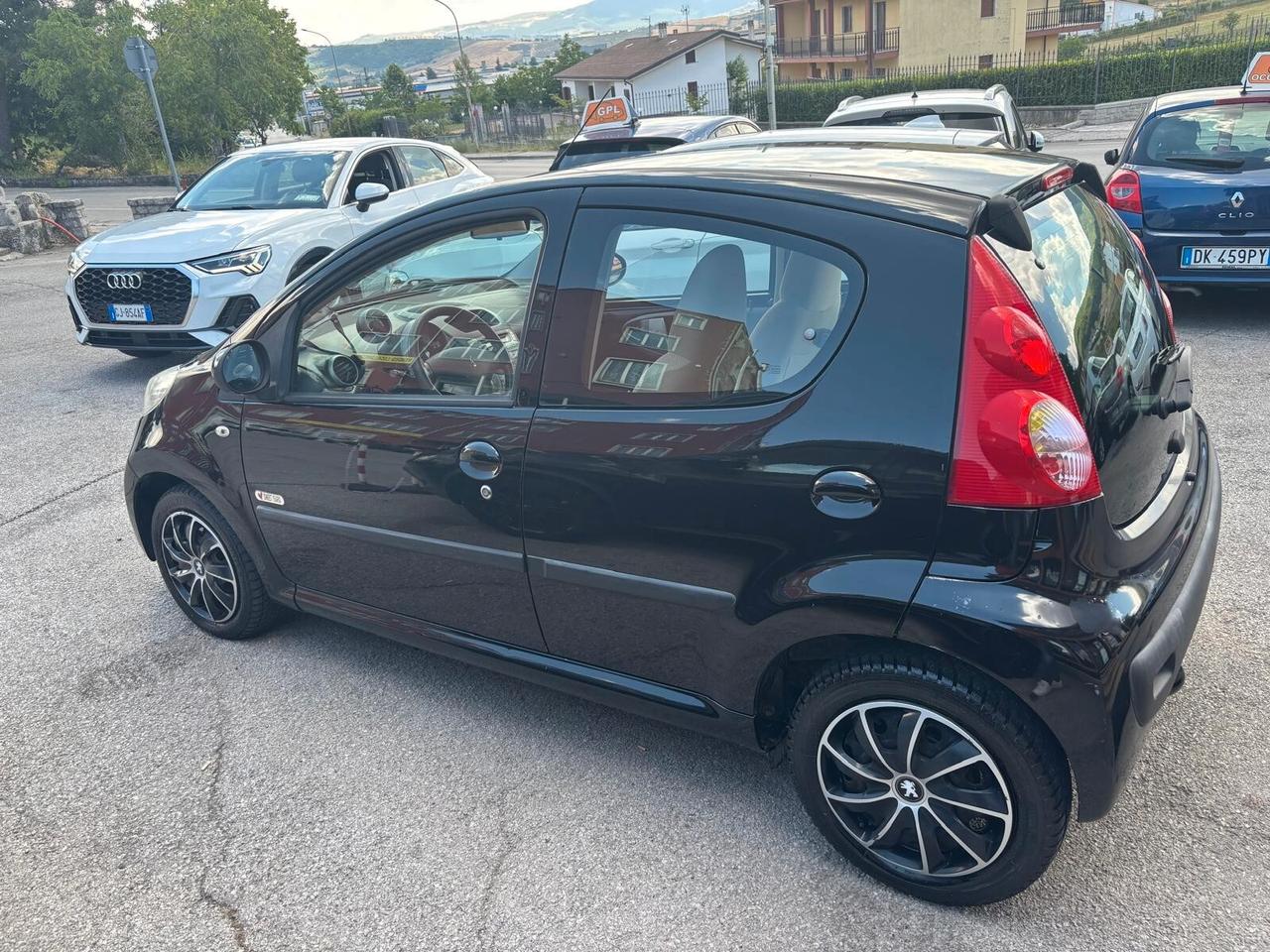 Peugeot 107 1.0 68CV 5p. Sweet Years