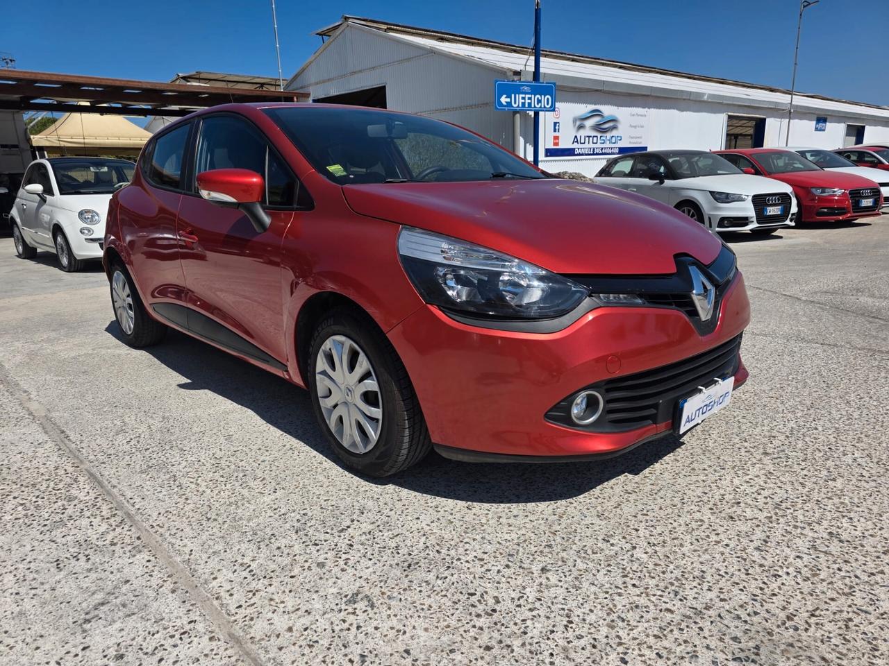 Renault Clio 1.2 75CV 5 porte Costume National