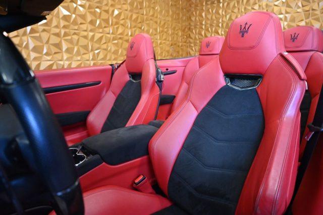 MASERATI GranCabrio 4.7 V8 MC STRADALE 460CV FULL CARBONIO BOSE NUOVA