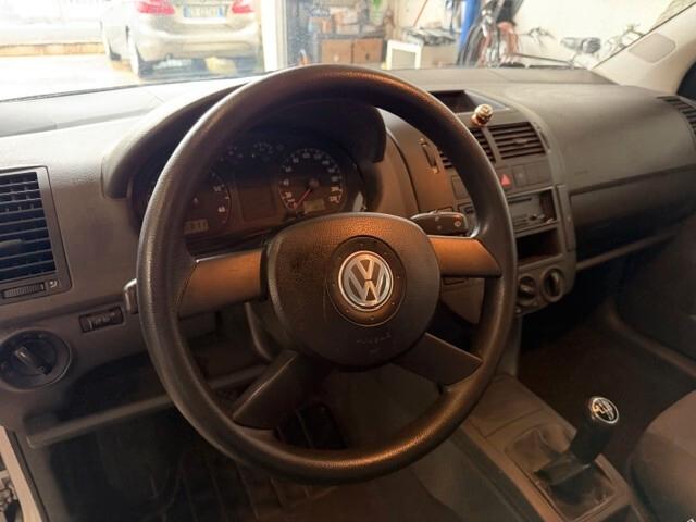 Volkswagen Polo 1.4 16V 5p. Trendline Euro 4 adatta a neopatentati