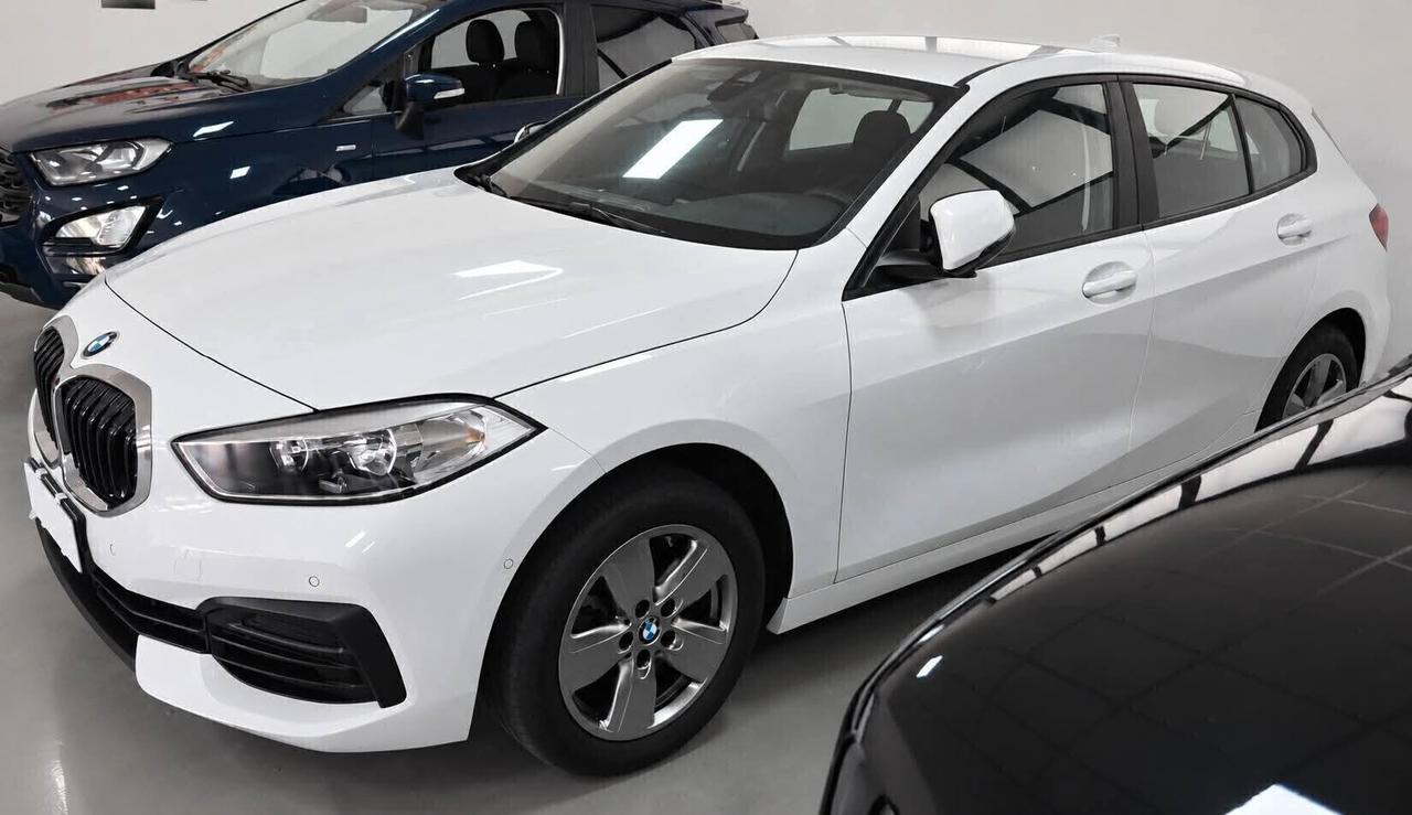 Bmw 116D 5p. Cambio automatico full optional