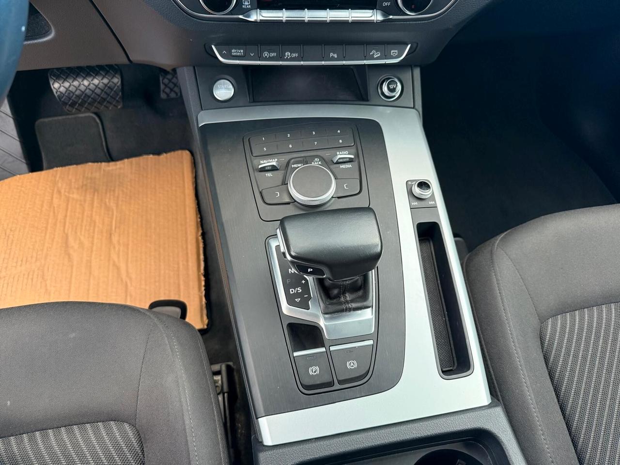 Audi Q5 2.0 TDI quattro S tronic Business