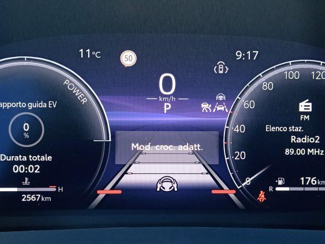 TOYOTA C-HR 2.0 Hybrid E-CVT Trend