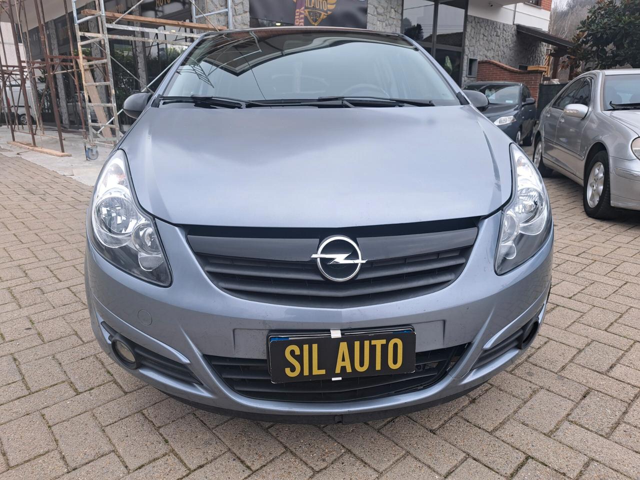 Opel Corsa 1.2 5 porte Club