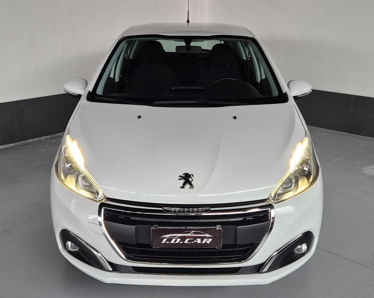 Peugeot 208 PureTech 82 5 porte Allure
