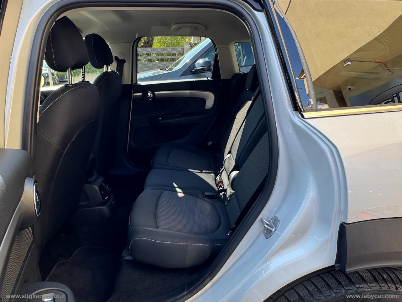 MINI Mini Cooper D Countryman ALL4 Aut.ESSENTIAL TELEC POST FARI