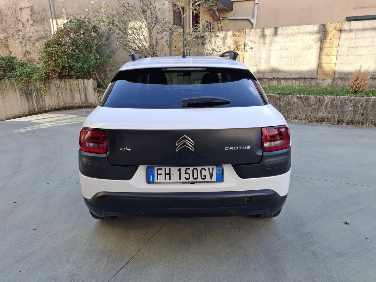Citroen C4 Cactus PureTech 82 Shine