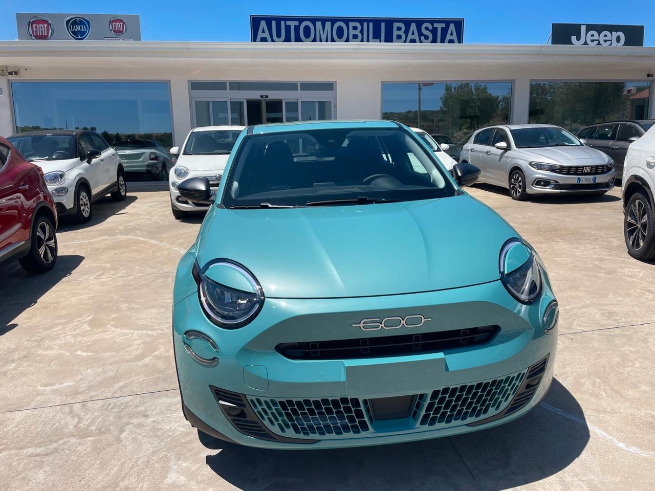 Fiat 600 Hybrid 110 CV DCT MHEV (NUOVA)