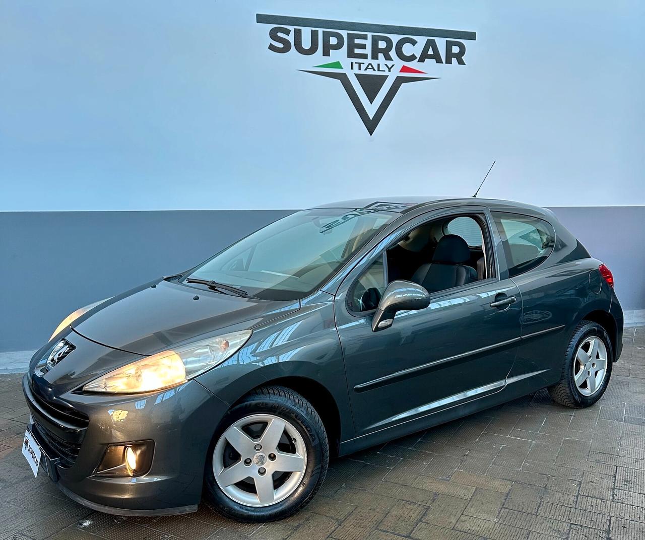 Peugeot 207 1.4 Benz, si neopat, Euro 4. garantita