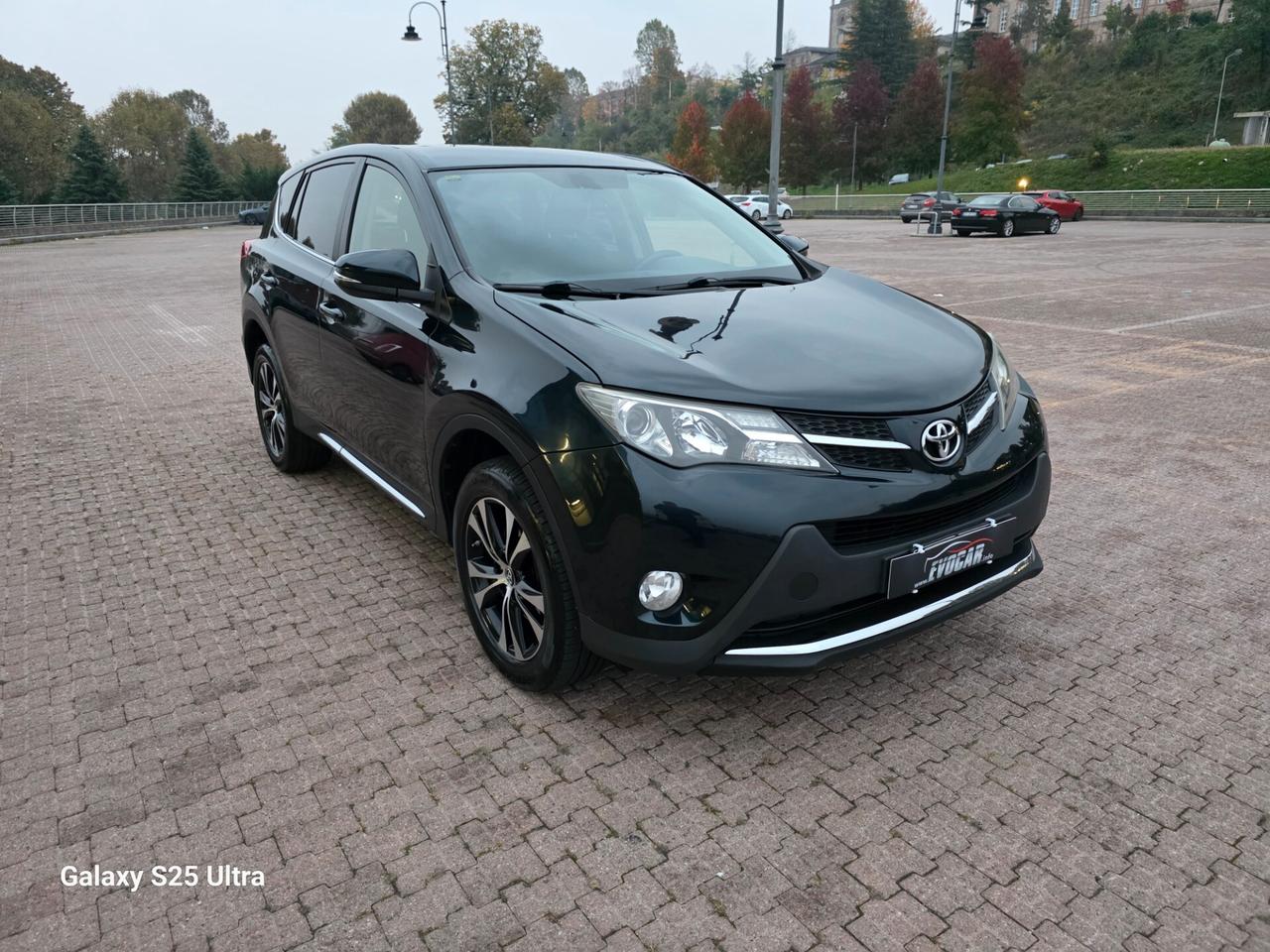 RAV4 2.0 D-4D 4WD Lounge valuto usato scambio
