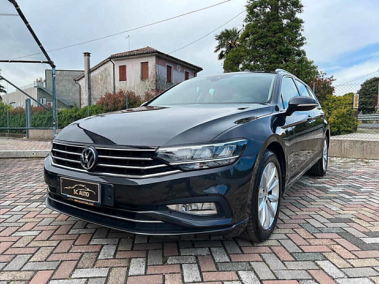 Volkswagen Passat Variant 2.0 TDI SCR CON FINANZIAMENTO