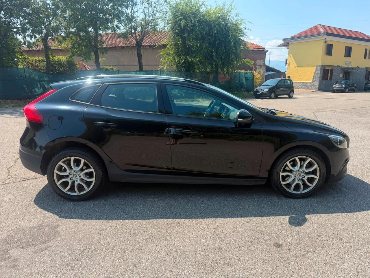 Volvo V40 Cross Country D2
