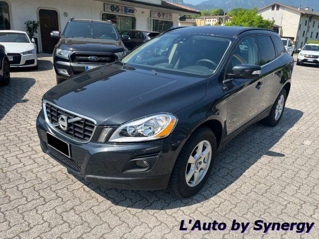 VOLVO XC60 2.4 D 163 CV AWD Geartronic Summum