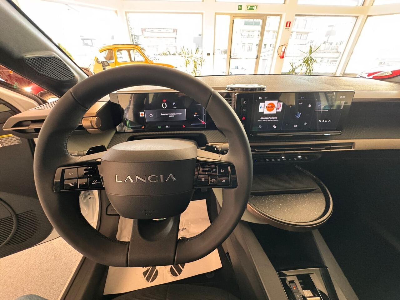 NEW LANCIA YPSILON - Hybrid e-DCT