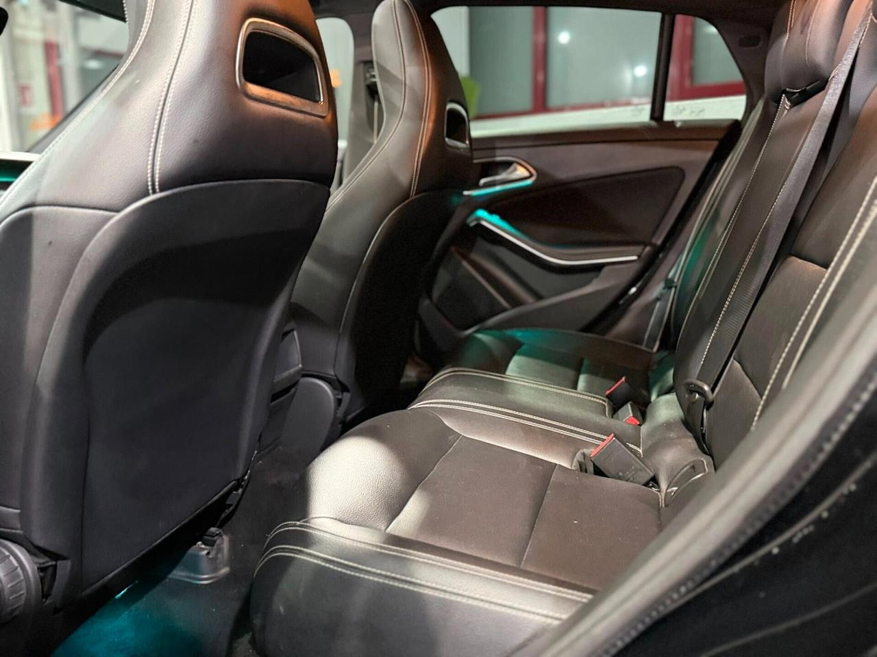 Mercedes-Benz CLA SW 200d 4Matic Premium Amg Edition Autom 2019 cdi 136cv