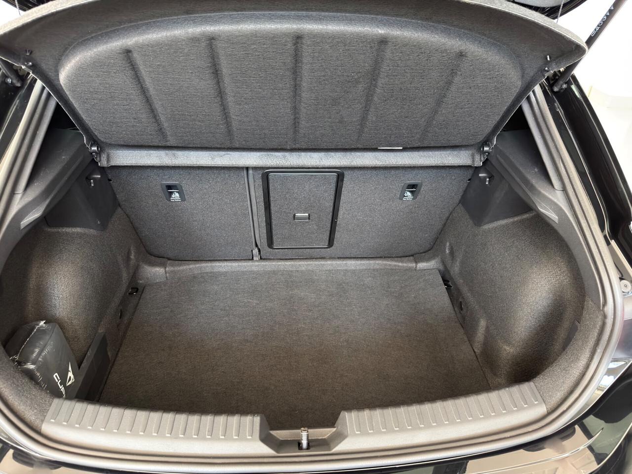 Cupra Leon 1.5 Hybrid 150 CV DSG