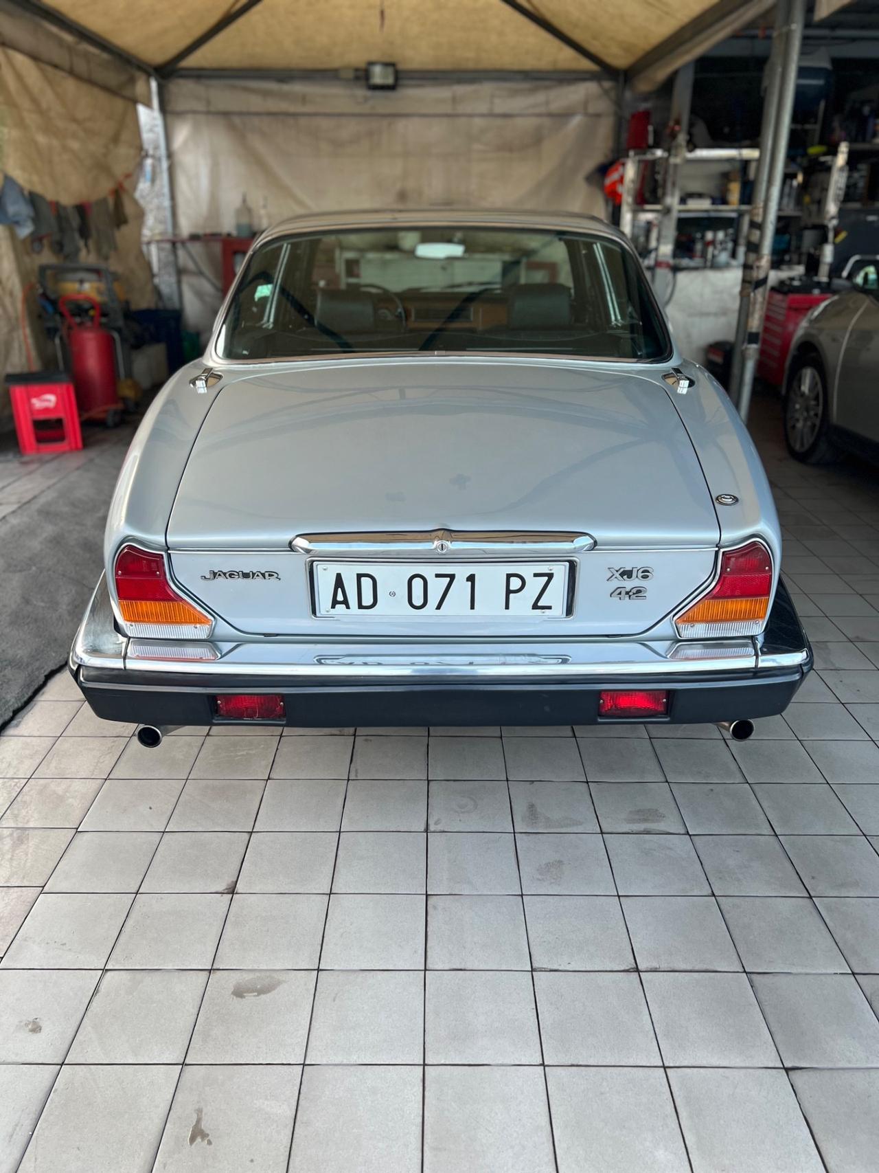 Jaguar XJ6 4.2 benzina