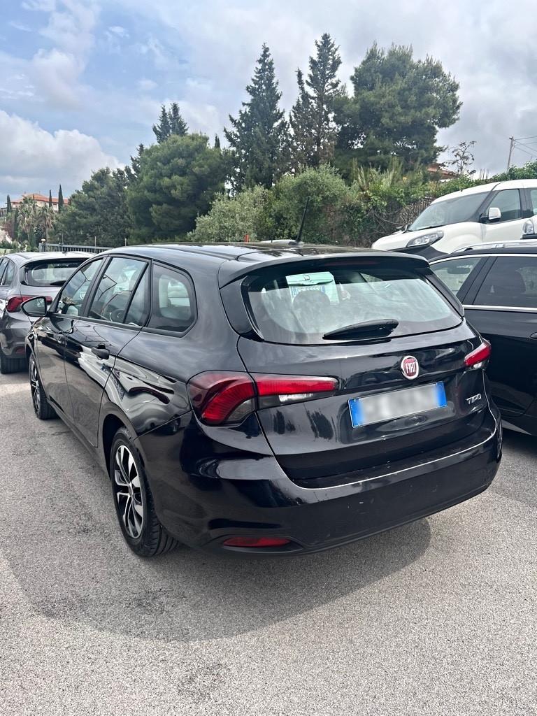 Fiat Tipo 1.6 Mjet 120cv 2021