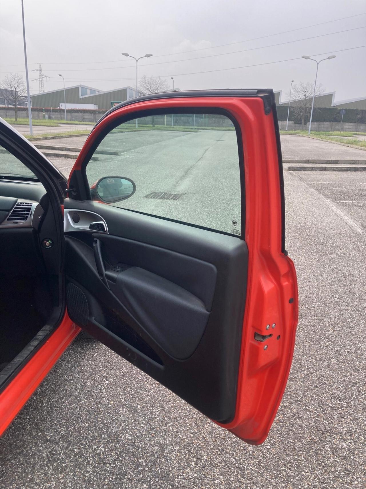 Lancia Ypsilon 1.2 MOMO