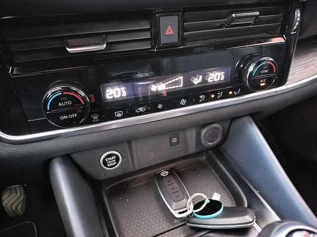 Nissan Qashqai MHEV 140 CV Tekna