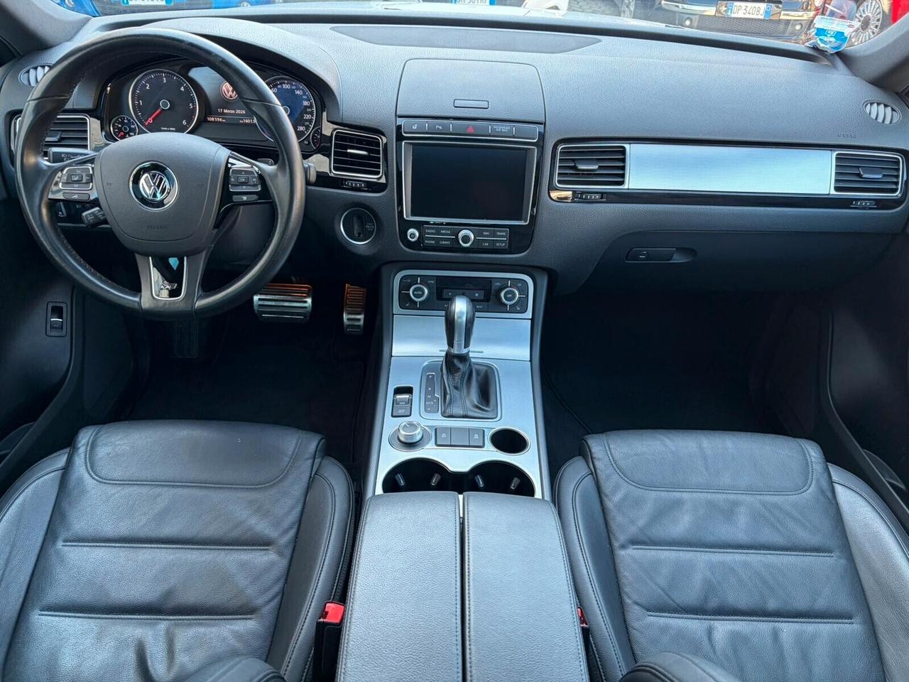 Volkswagen Touareg 3.0 TDI 204 CV tiptronic R-LINE*EURO6*FULL