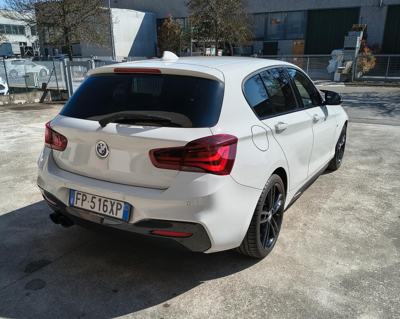 Bmw 116 116d 5p. Msport