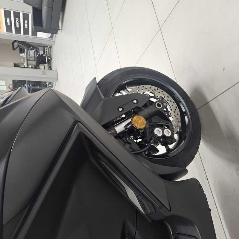Yamaha T-Max 560 - 2024