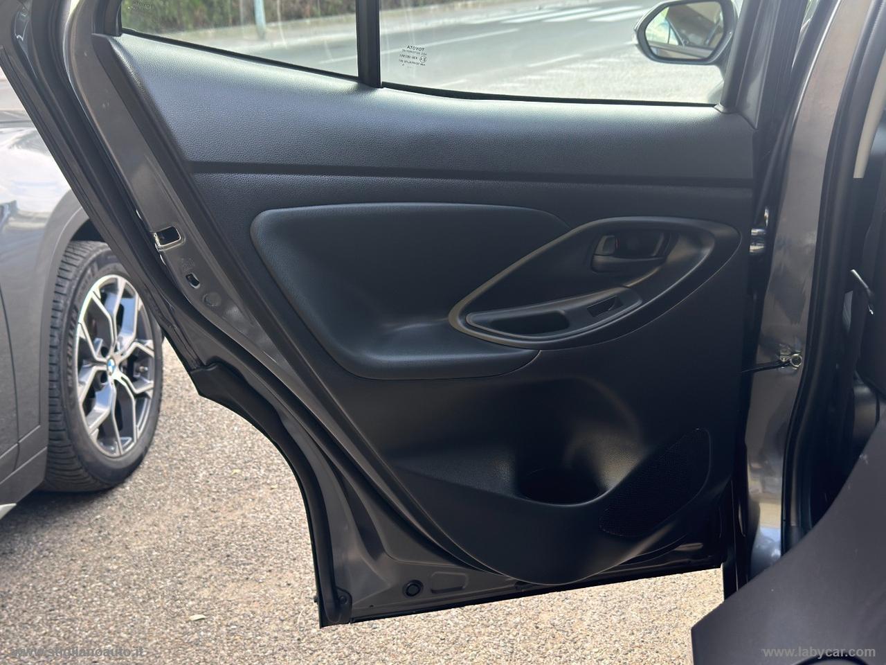 TOYOTA Yaris Cross 1.5 Hybrid 5p. E-CVT Busin.