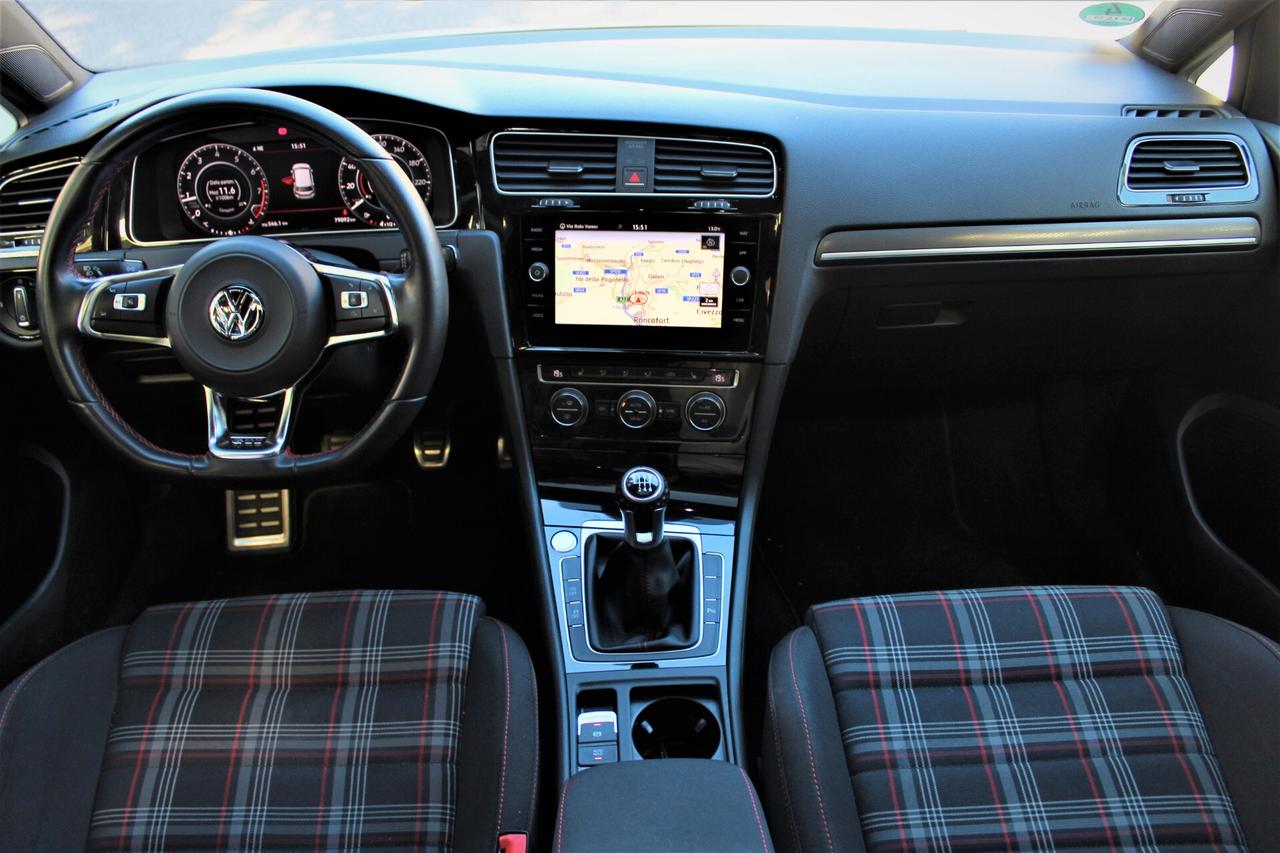 Volkswagen Golf GTI 2.0 230 CV TSI 5p. tetto apribile