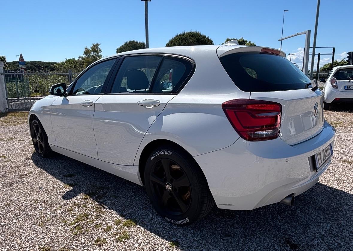 Bmw 118 118d 5p. Sport