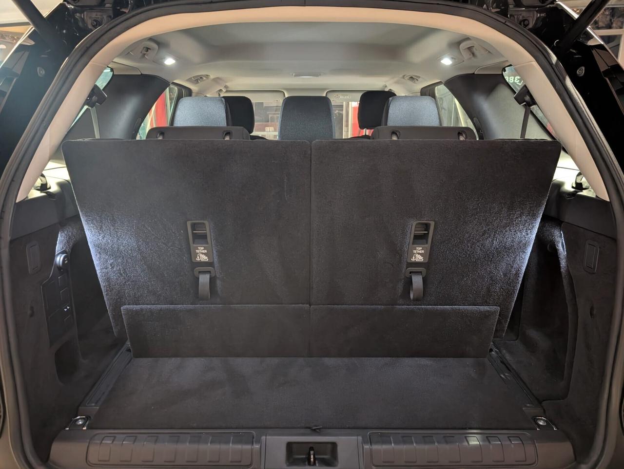 Land Rover Discovery 2.0 SD4 240 CV HSE Luxury 7 POSTI