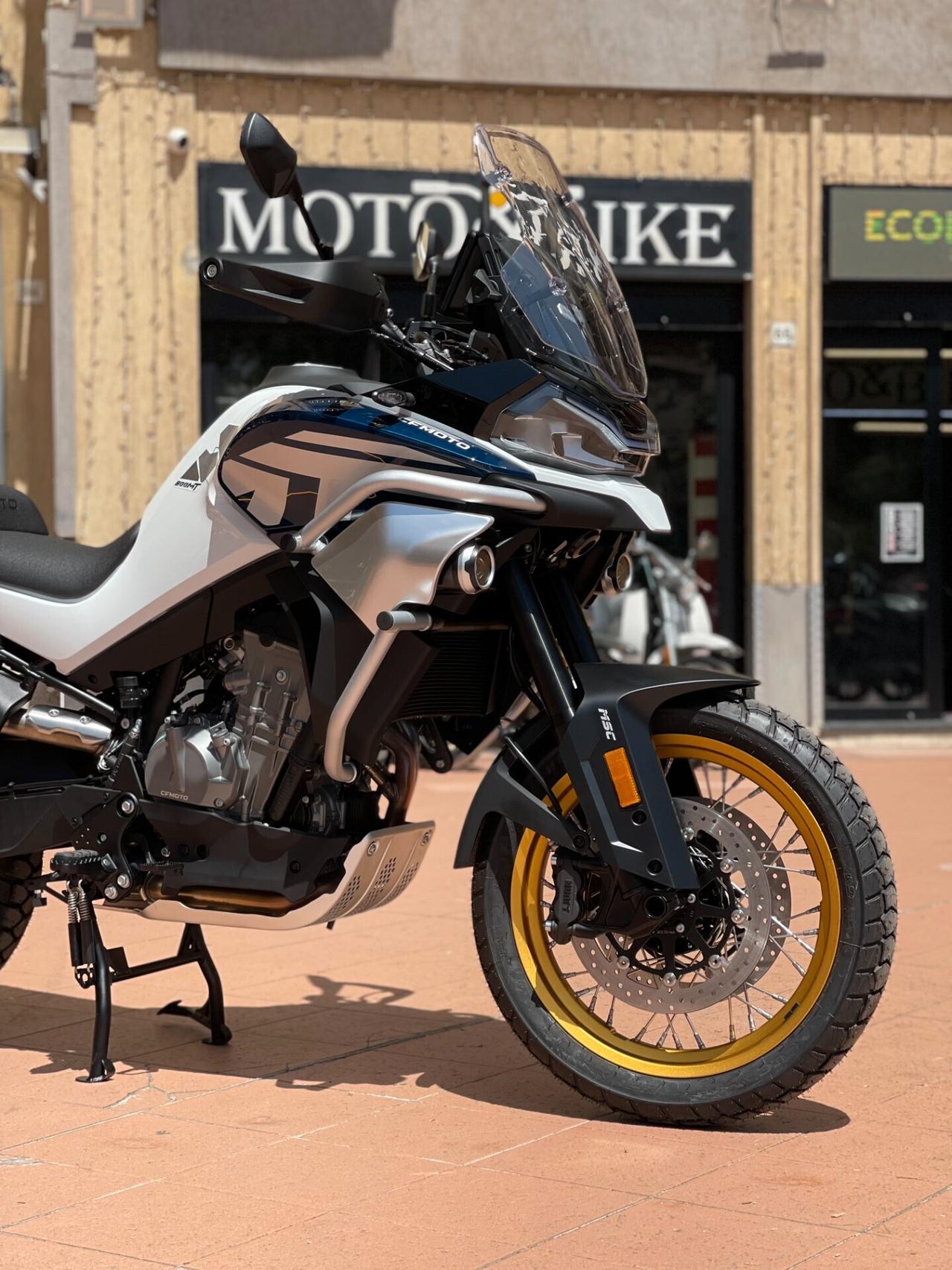 CFMOTO 800MT EXPLORE