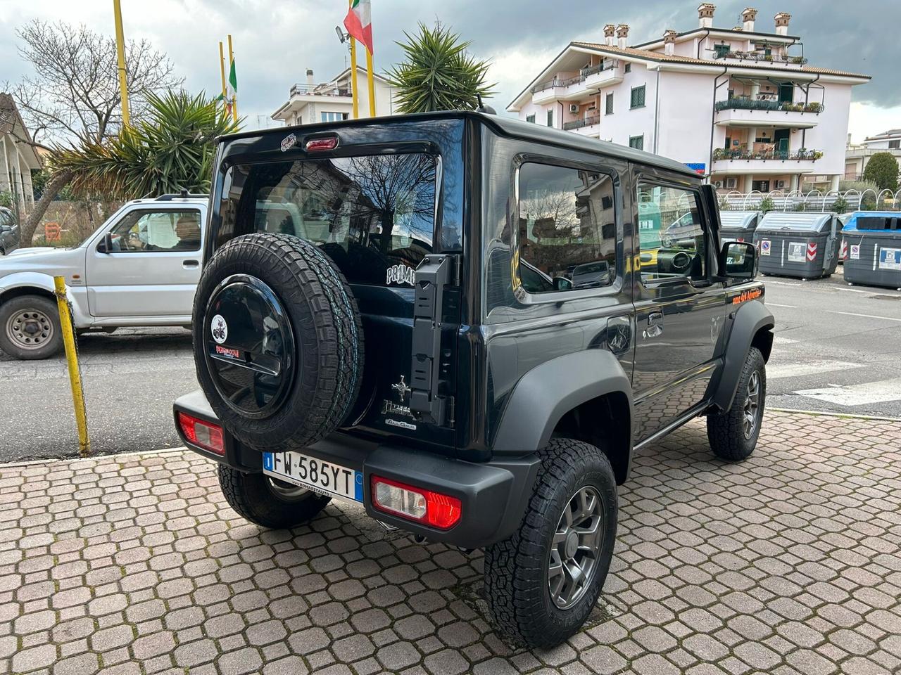 Suzuki Jimny 1.5 5MT Top