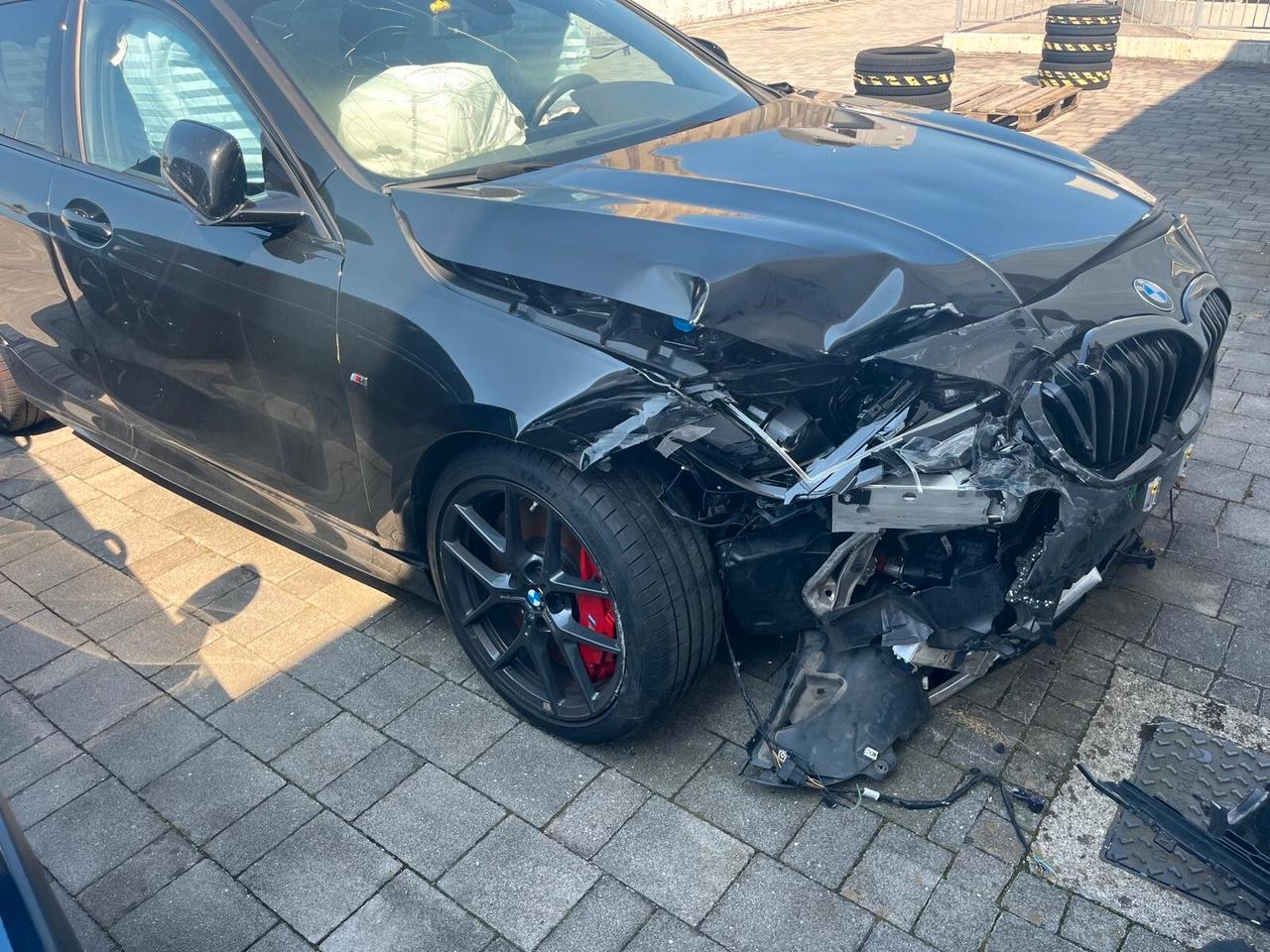 Bmw 116 116d 5p. Msport