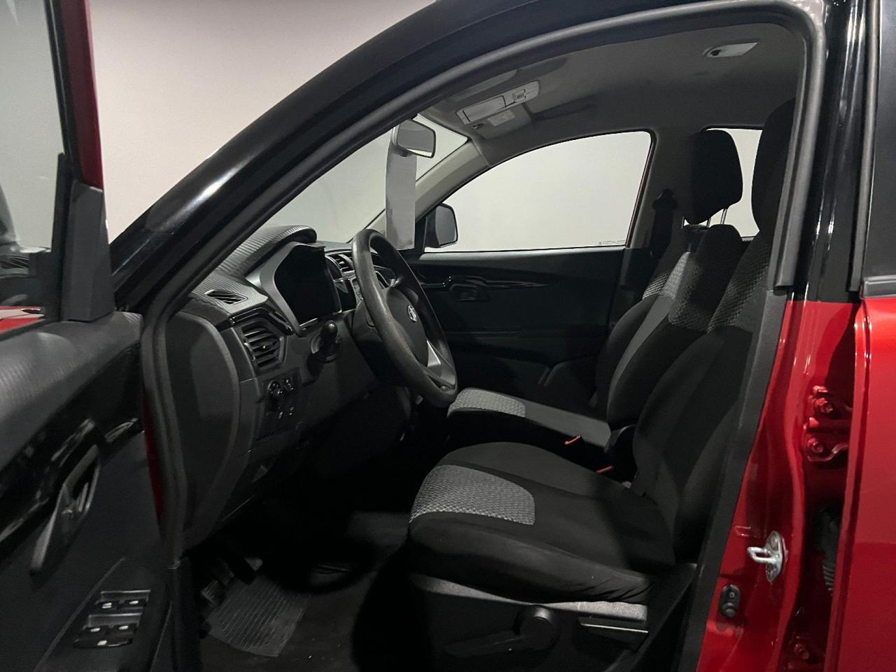 Mahindra KUV100 1.2 NXT K8 TOP EURO 6