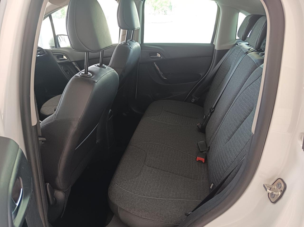 Citroen C3 PureTech 68 Exclusive - 2015