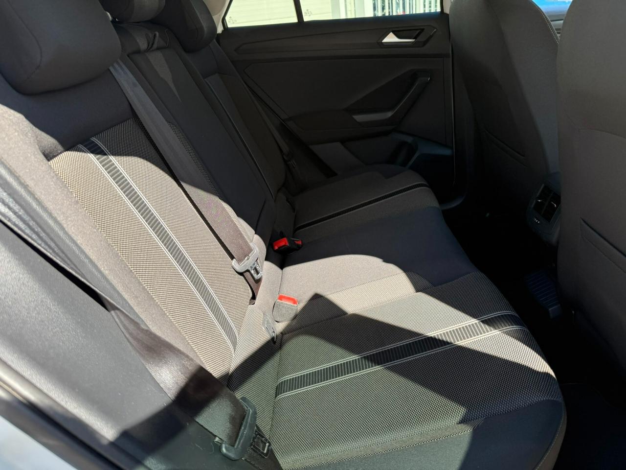 Volkswagen T-Roc 1.0 TSI 115 CV StBlueMotion Gancio di Traino