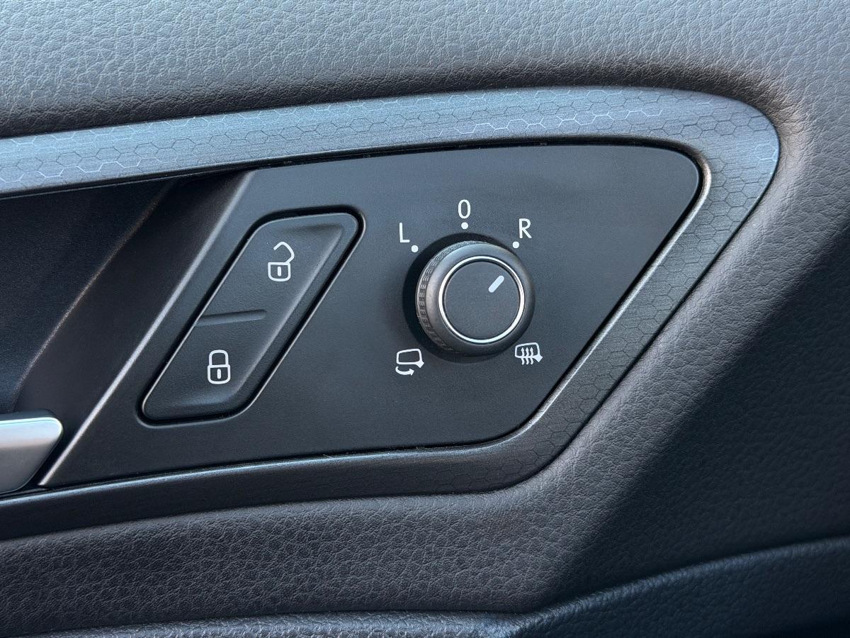 Volkswagen Golf 7.5 GTI 2.0 TSI 245 CV