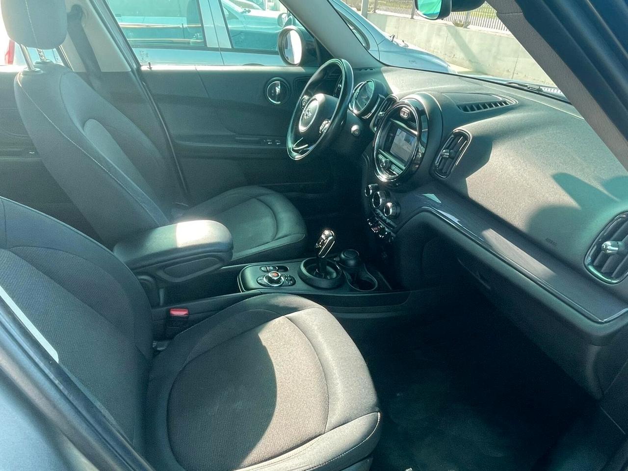 Mini Cooper D Countryman 2.0 Business Automatica