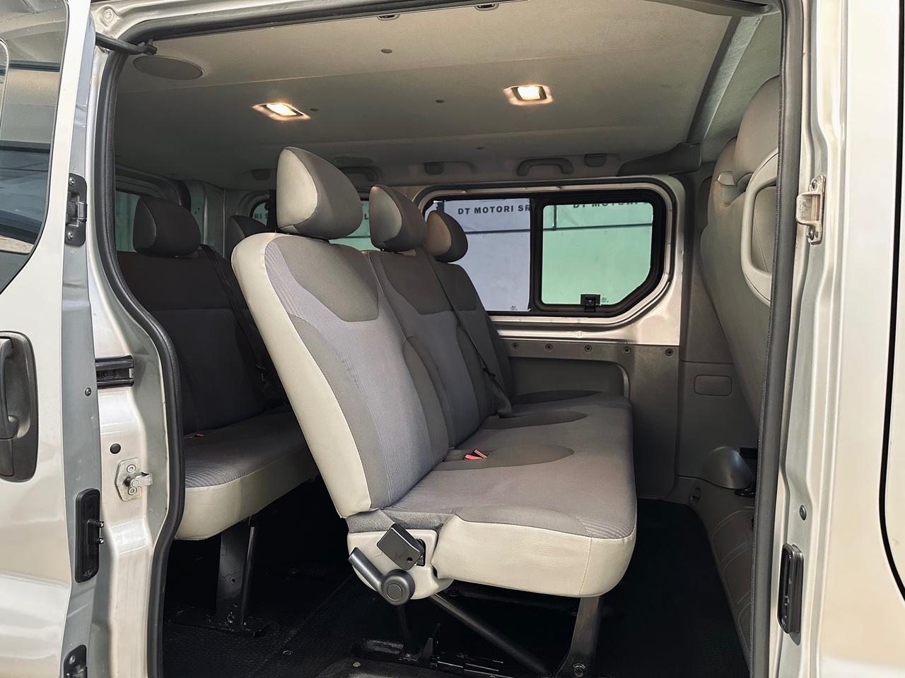 Opel Vivaro 2.0 CDTI 9 posti CLIMA - RADIO