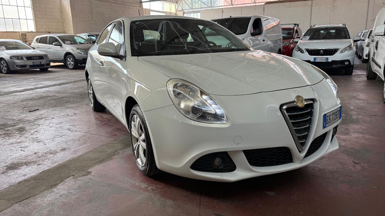 Alfa Romeo Giulietta 1.6 JTDm-2 105 CV Exclusive