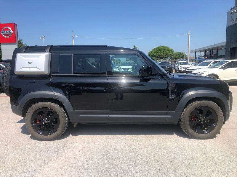 Land Rover Defender 110 3.0d i6 mhev SE awd 200cv auto 110 3.0d i6 mhev SE auto awd 200cv AUTOCARRO