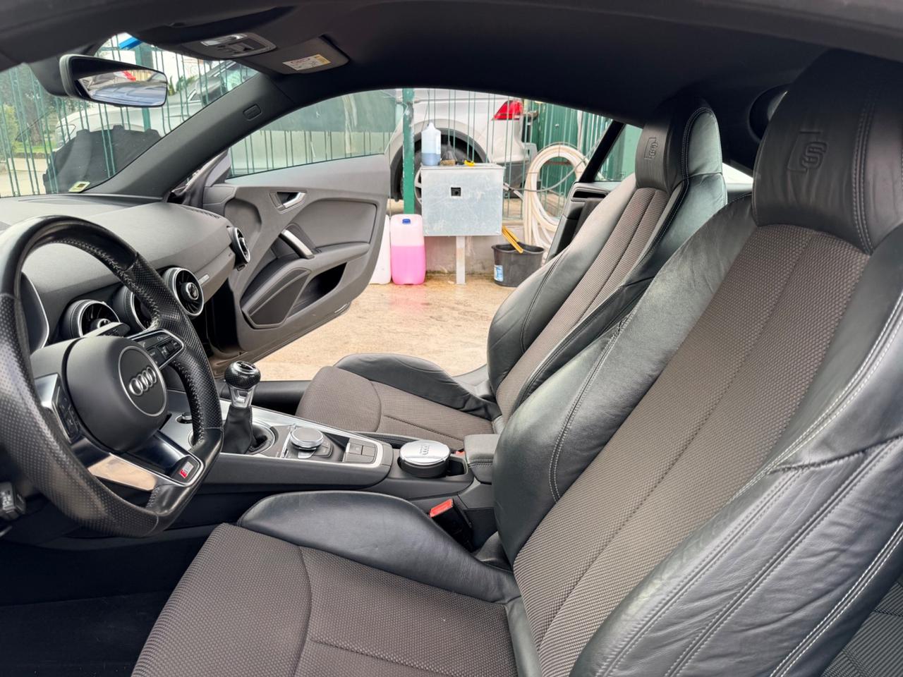 Audi TT Coupé 2.0 TDI ultra S line