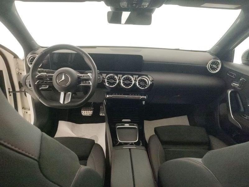 Mercedes-Benz Classe A A 220 d AMG Line Premium Plus auto
