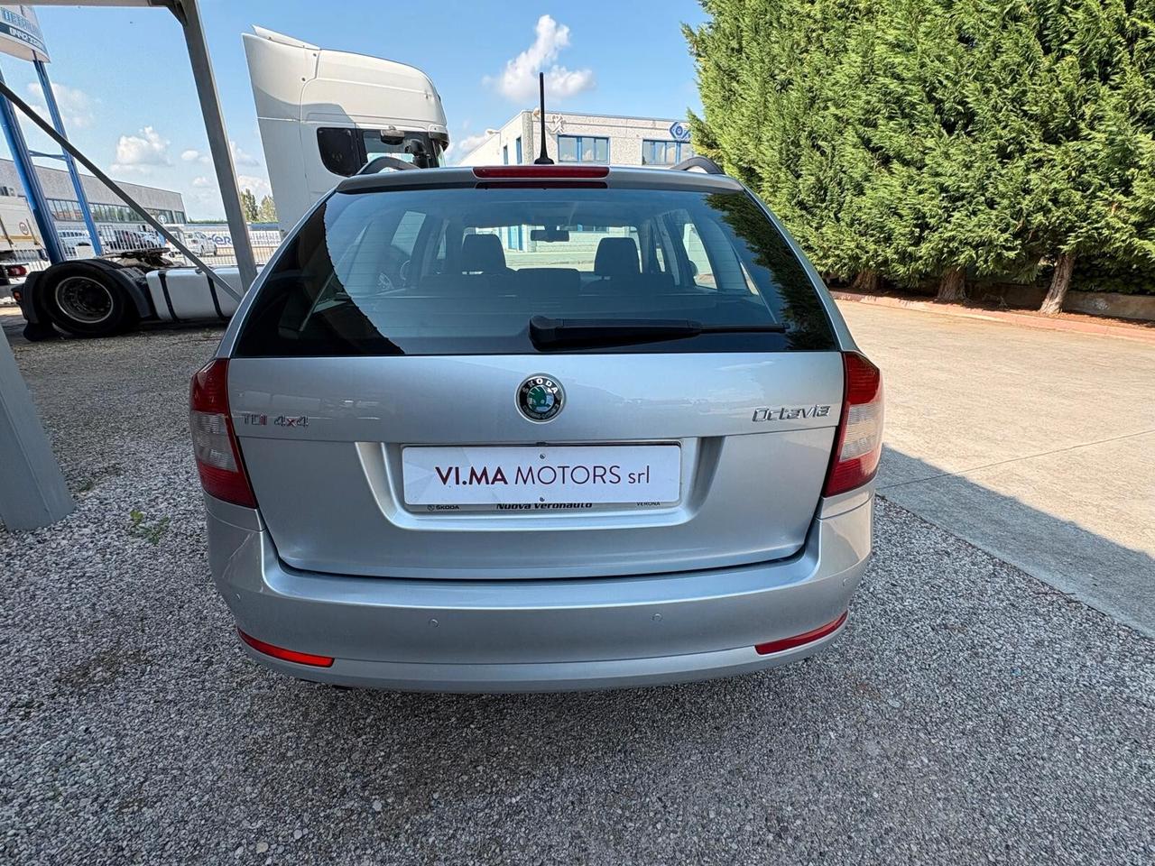 Skoda Octavia 2.0 TDI CR F.AP. 4X4 Wagon Ambition