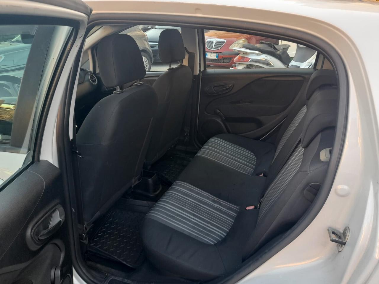 Fiat Grande Punto 1.2cc gpl 12 mesi garanzia-2011