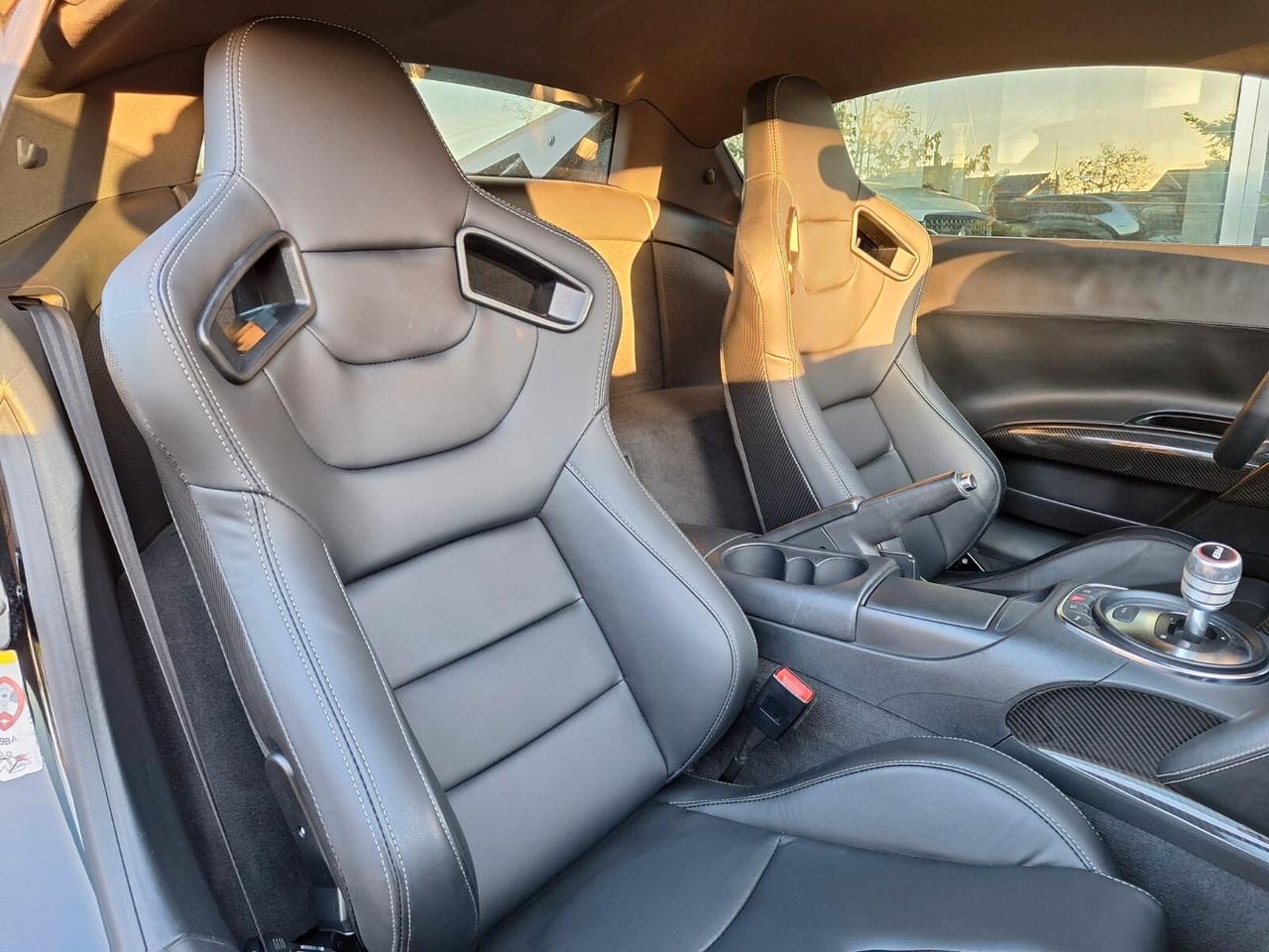 Audi R8 4.2 V8 FSI quattro R tronic